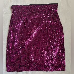 NWOT magenta sequined skirt 0P